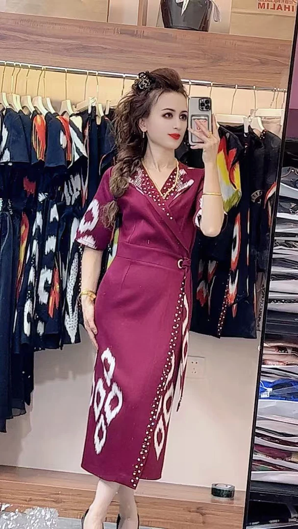 新款艾特莱斯连衣裙（新）