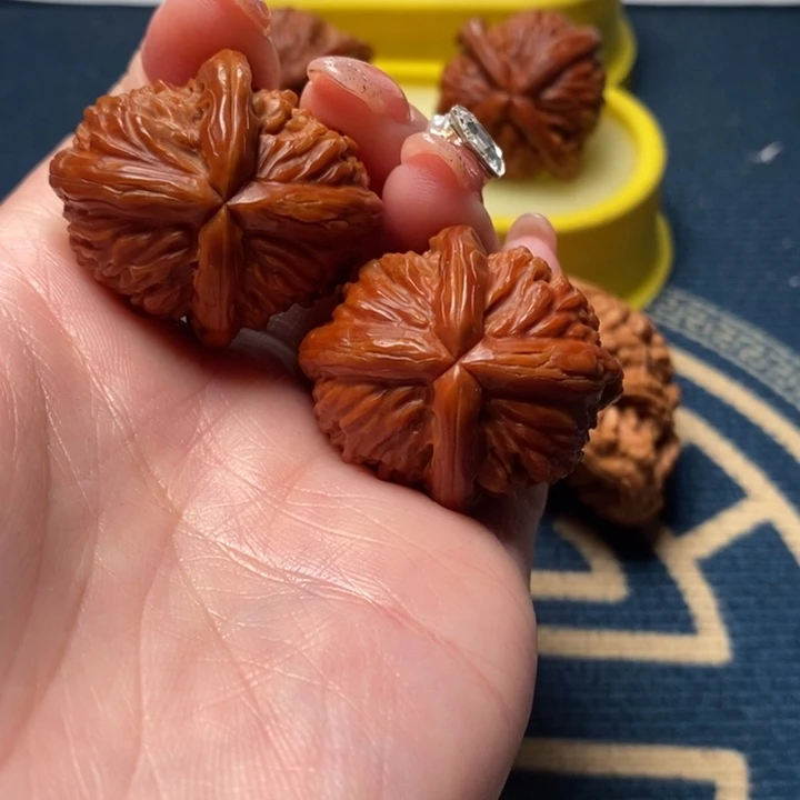 韭***子文玩核桃核桃核桃