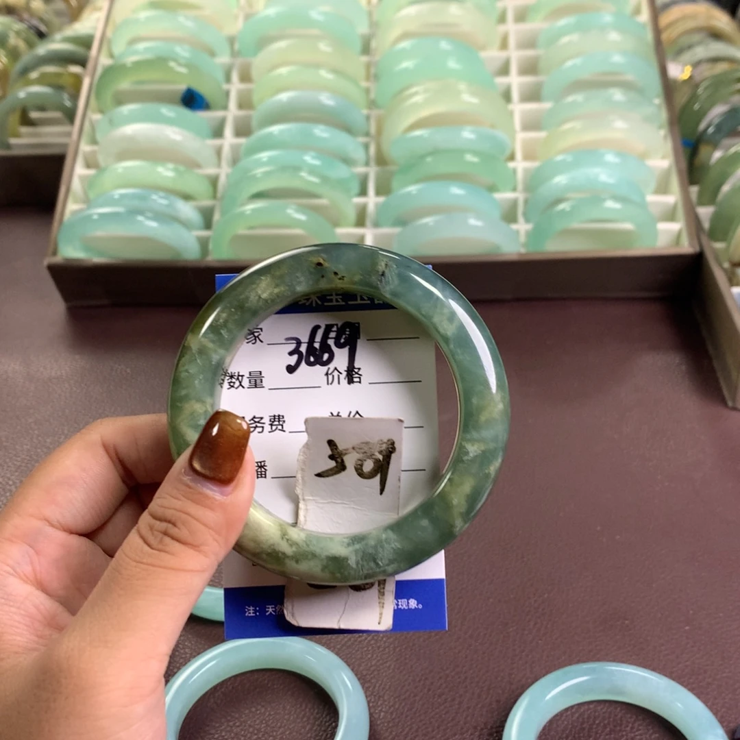 未镶嵌蛇纹石玉手镯3669