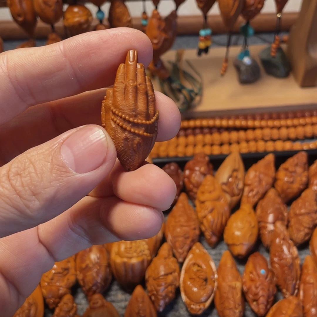 橄榄核吊坠佛手888888888