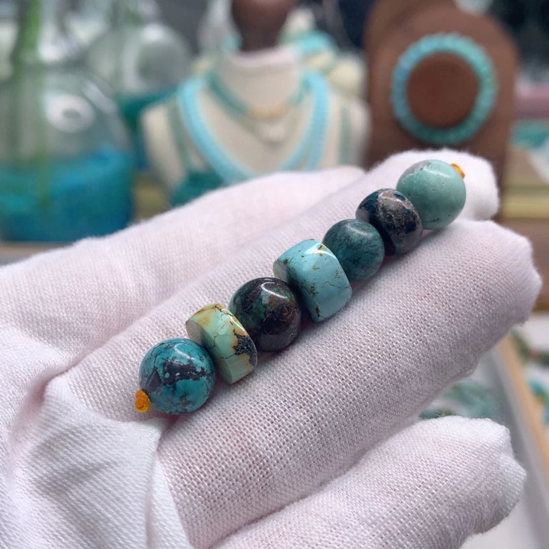 绿松石未镶嵌饰品