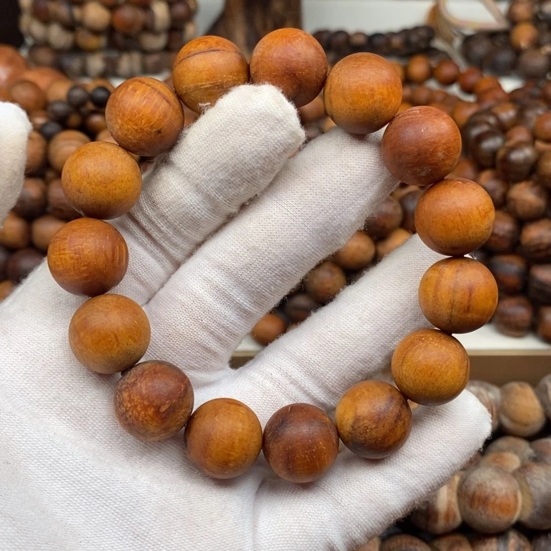 贡木差***满762黄虎珀1.5