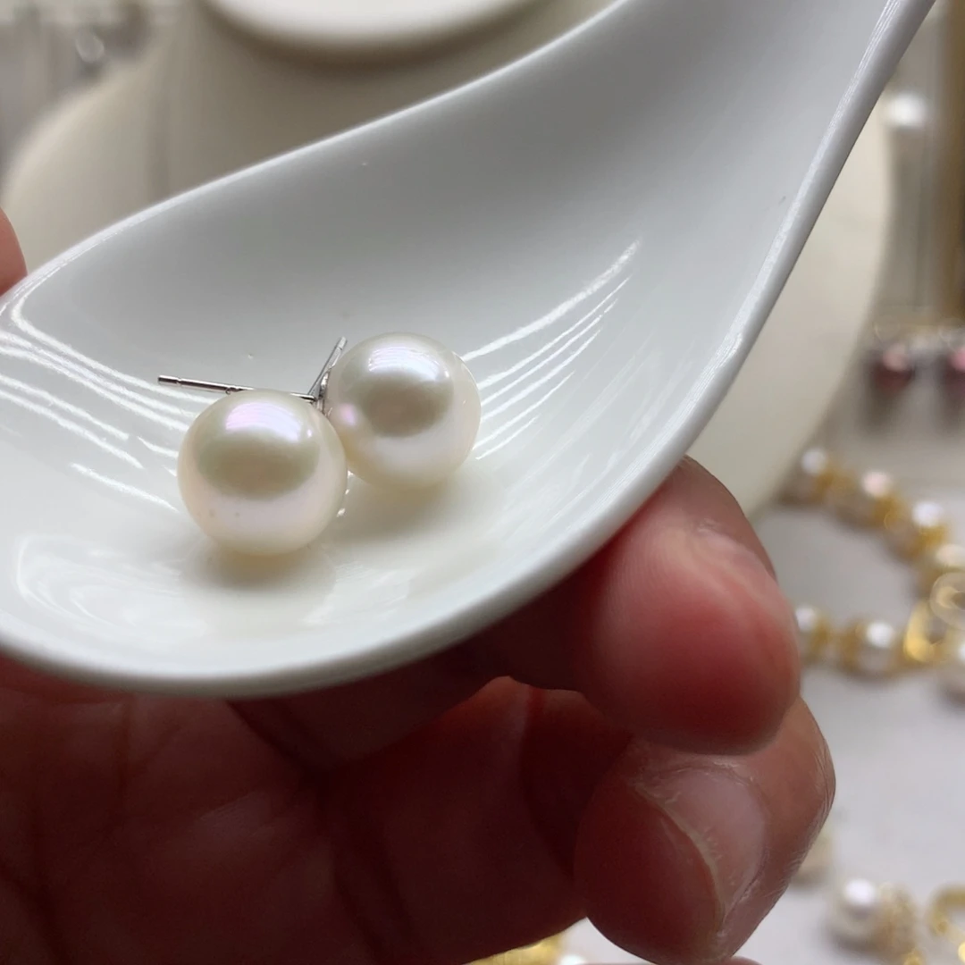 未镶嵌淡水珍珠耳饰