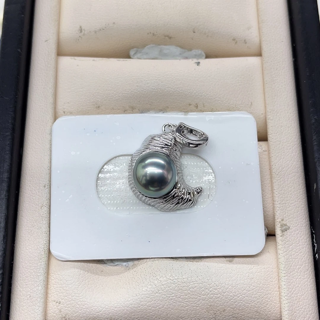 银S925镶嵌颈饰海水珍珠绿色牛角包吊坠10.0mm