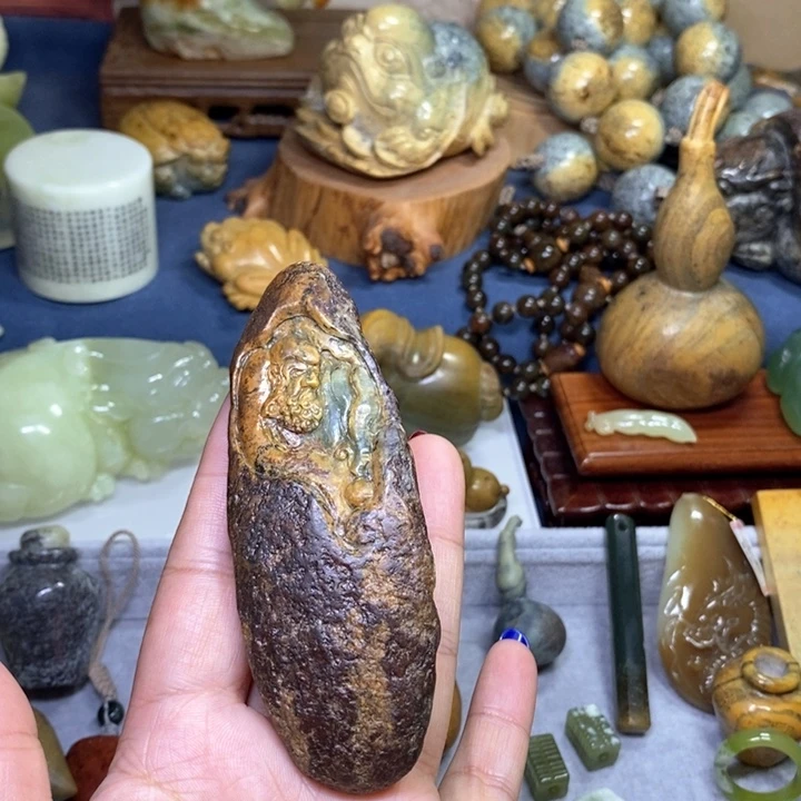 岫岩河磨玉（透闪石质玉）把件未镶嵌