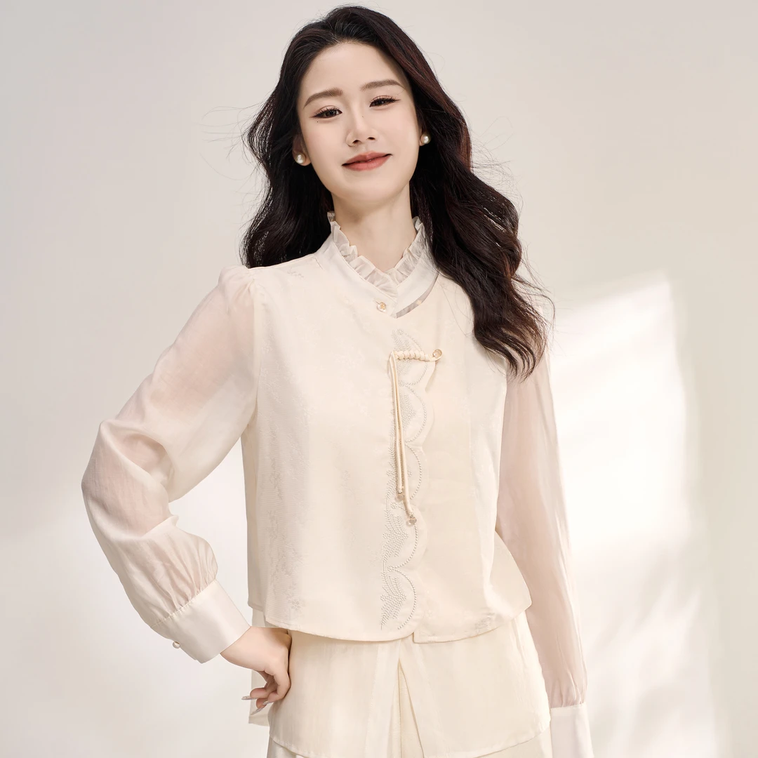 马克华菲女装欧若新中式花边盘扣衬衫 F41003A002