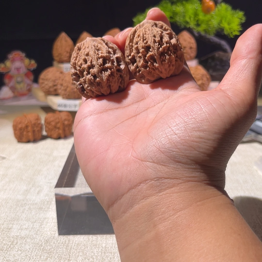 吊坠文玩核桃虎头5号