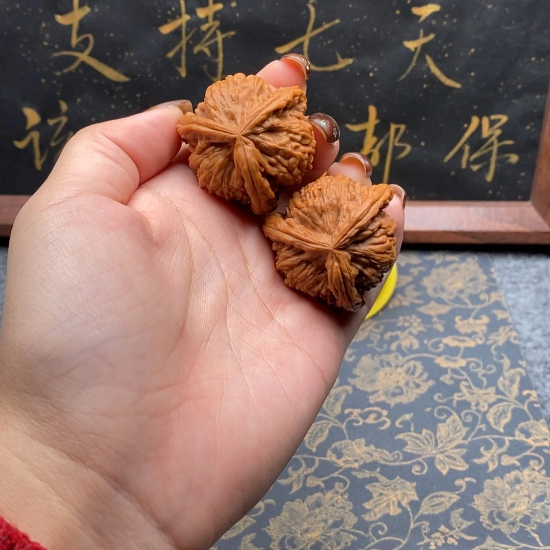 吊坠文玩核桃陌**湖白狮子