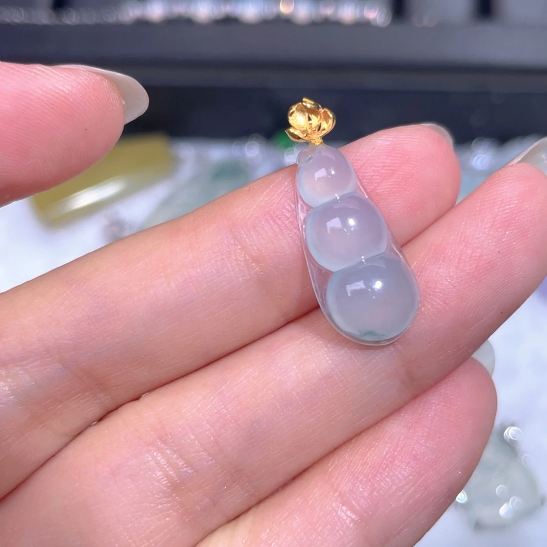 颈饰18K金镶嵌翡翠翡翠