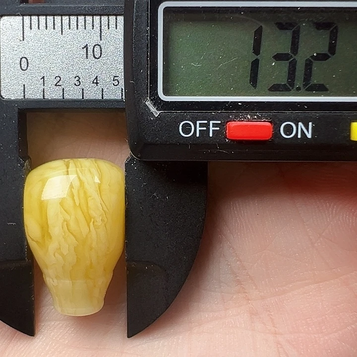 蜜蜡未镶嵌吊坠(不含链)