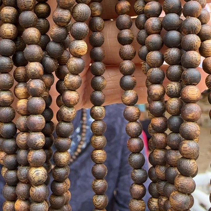 手串沉香乌身一代苗10克卡5多样性发1条