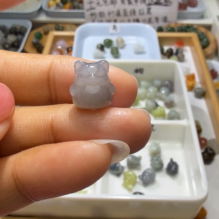 和田玉未镶嵌珠宝奇石