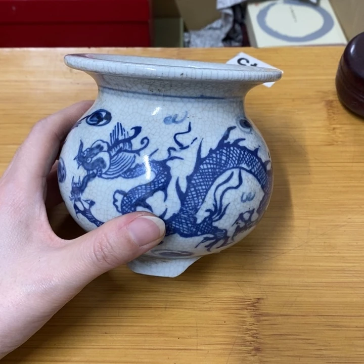 瓷片哈中古工艺品一件