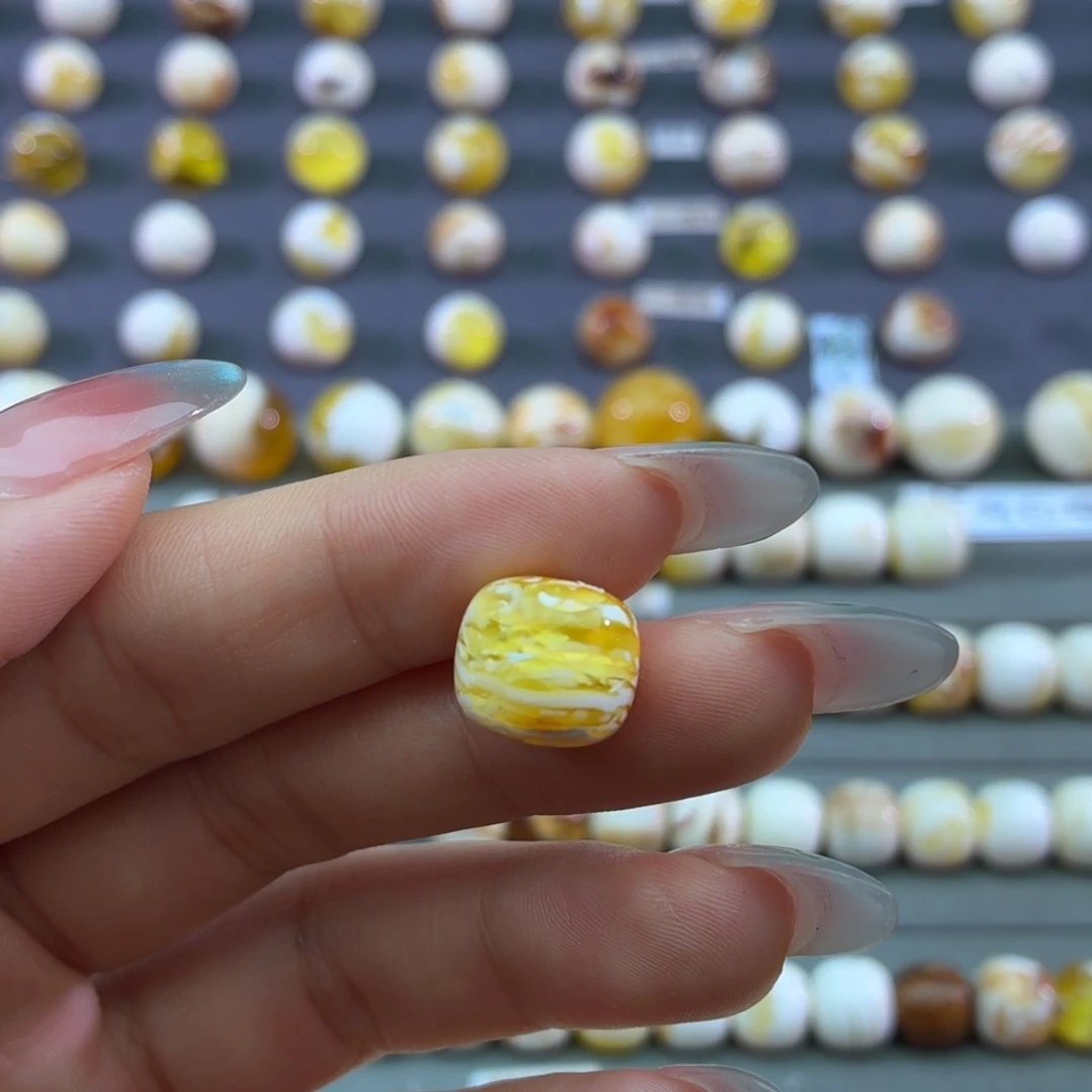 琥珀未镶嵌裸石蜜蜡12