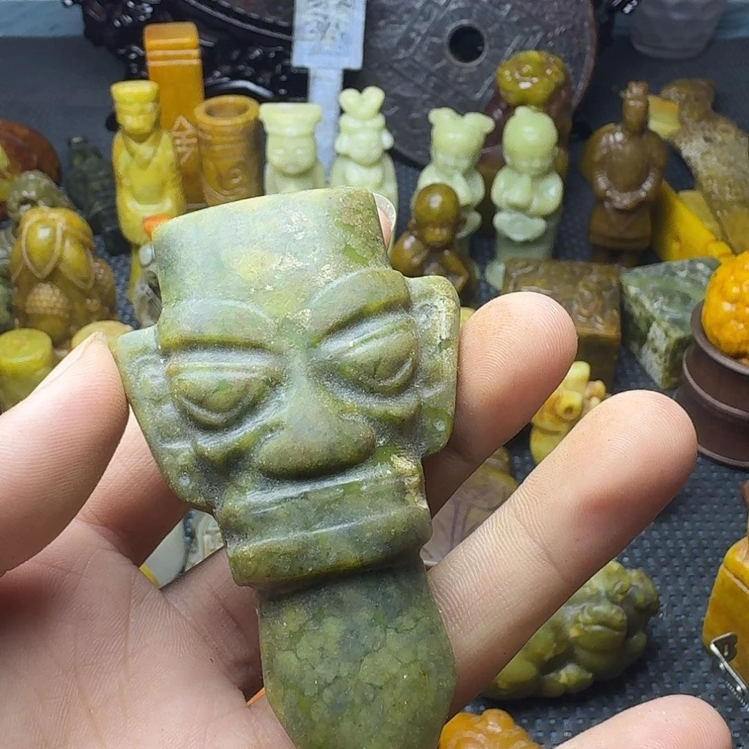 白玉菩提吊坠。。。