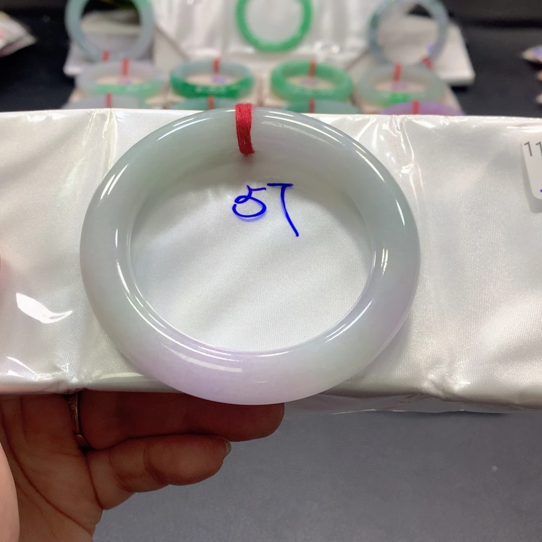 翡翠未镶嵌手镯57圈口