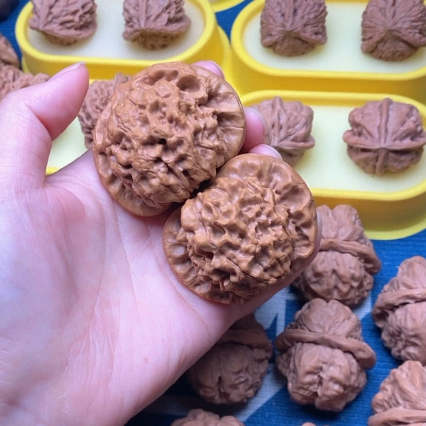 【闪购商品】手串/手链核桃边52全品龙鼎