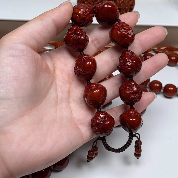 冷***橄榄核雕刻工艺的发展