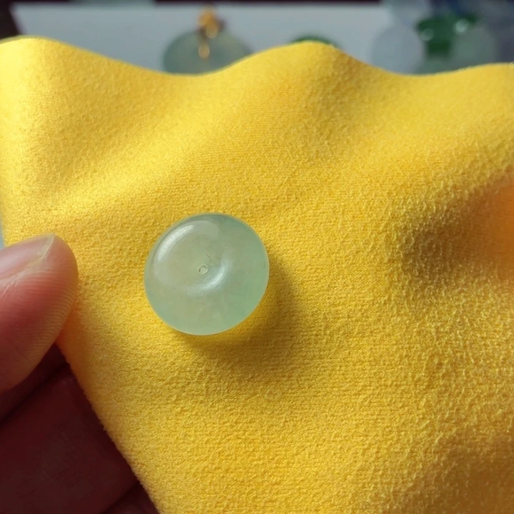 定制翡翠未镶嵌包工