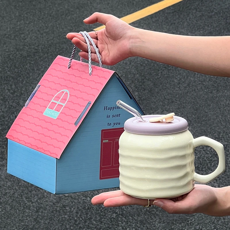 生日礼物女生闺蜜马克杯实用大容量家用喝水杯办公室带盖吸管杯子