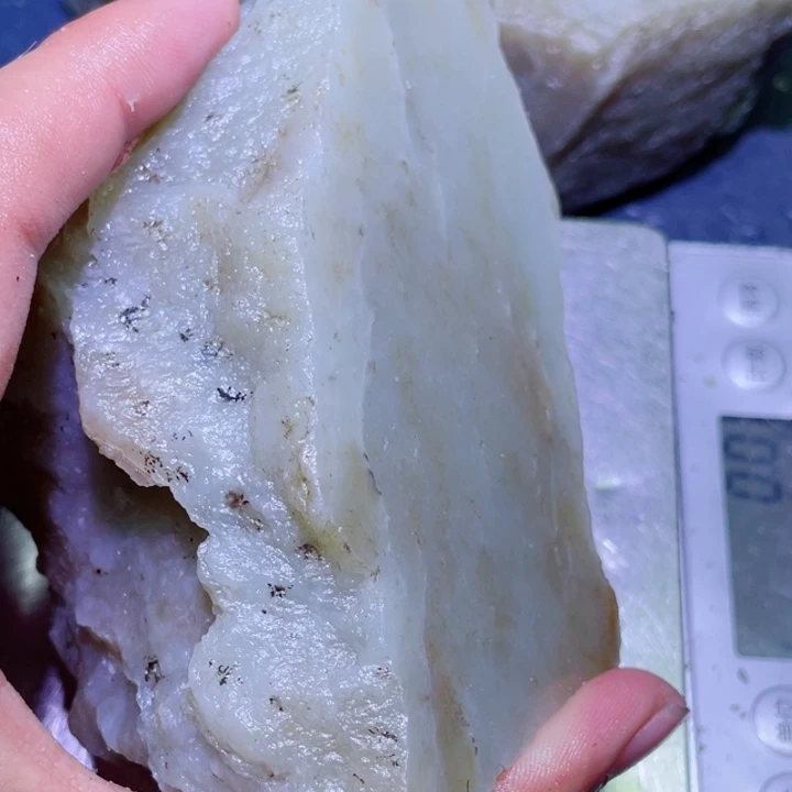 和田玉（糖玉）未镶嵌珠宝半成品