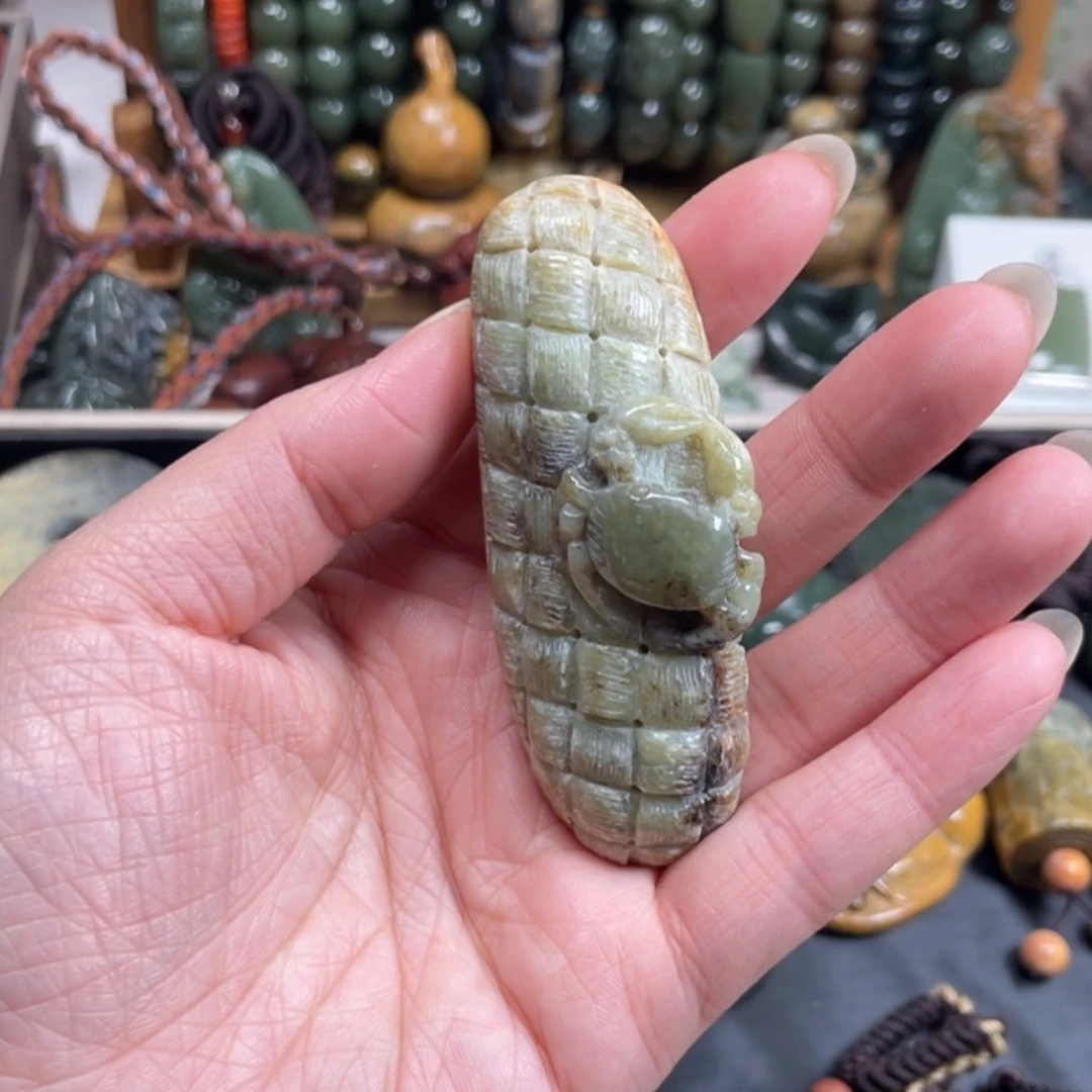 【闪购商品】岫岩河磨玉（透闪石质玉）手把件未镶嵌