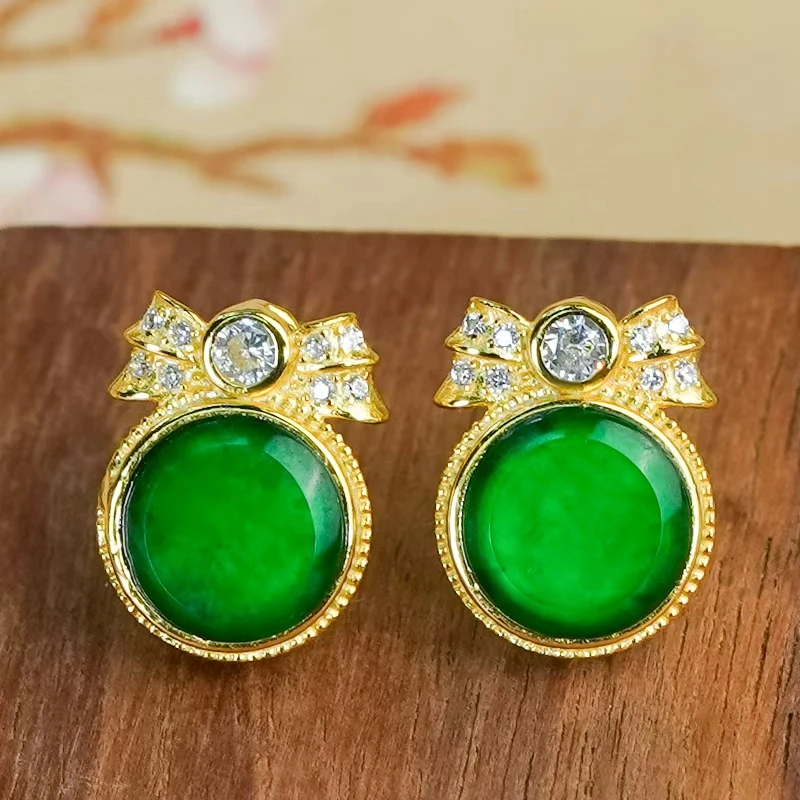 天然翡翠耳钉A货银镶嵌满绿龙石翡翠绿圆牌玉耳饰精致蝴蝶设计