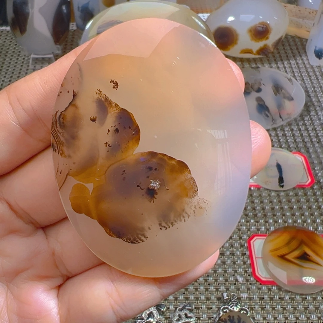 玛瑙/玉髓颈饰合金