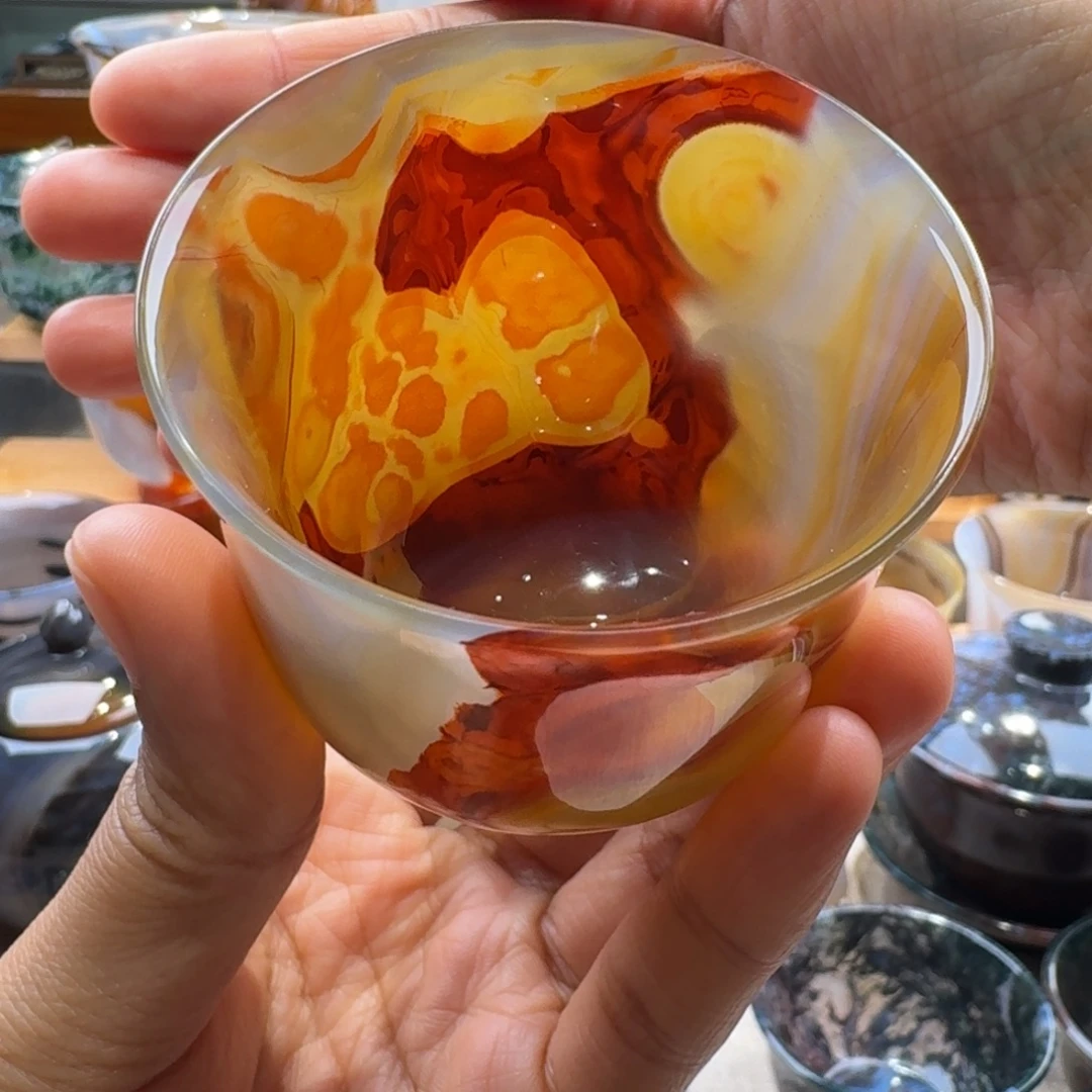 苍***栗玛瑙/玉髓未镶嵌玛瑙茶杯