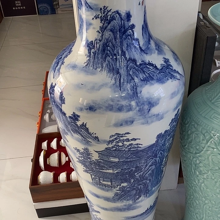 表***业景德镇陶瓷手工手绘花瓶摆件