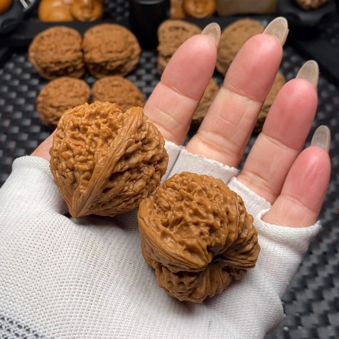 文玩核桃把件善**。南疆40