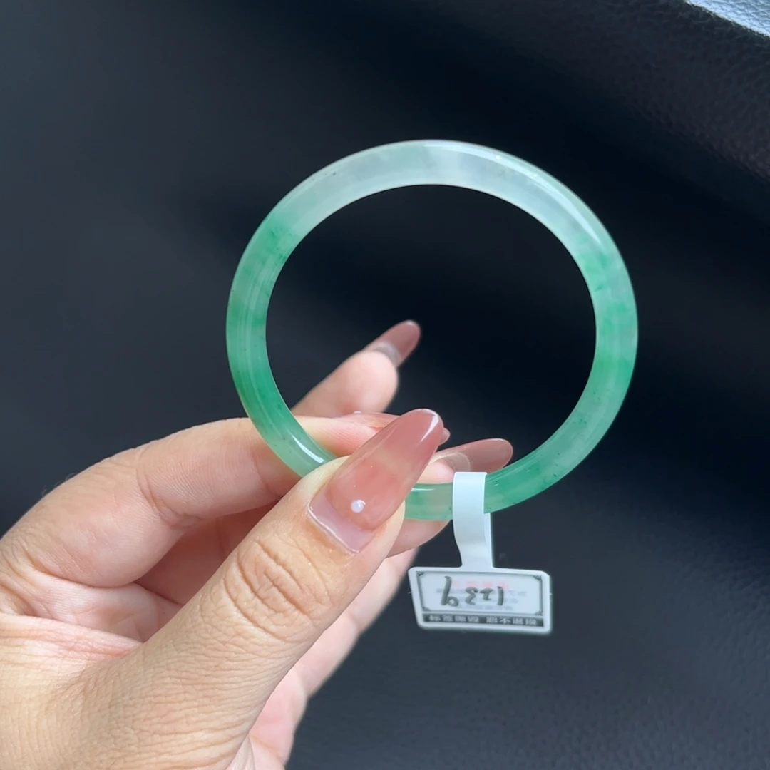 石英质玉未镶嵌手镯51