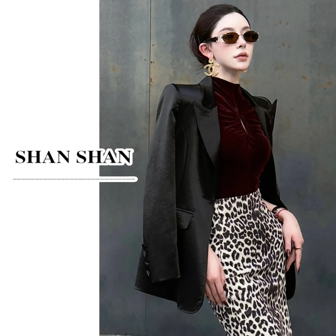 SS姗姗 秋季新款气质时尚设计简约设计西装外套 50775241-1031