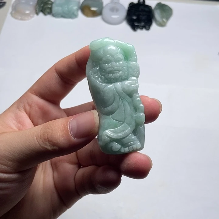 翡翠未镶嵌颈饰达摩10