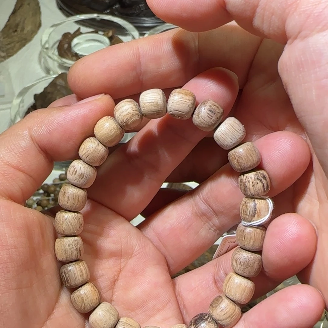 【闪购商品】沉香碎屑沉香25粒芽庄土沉蚂蚁腿8*9不退