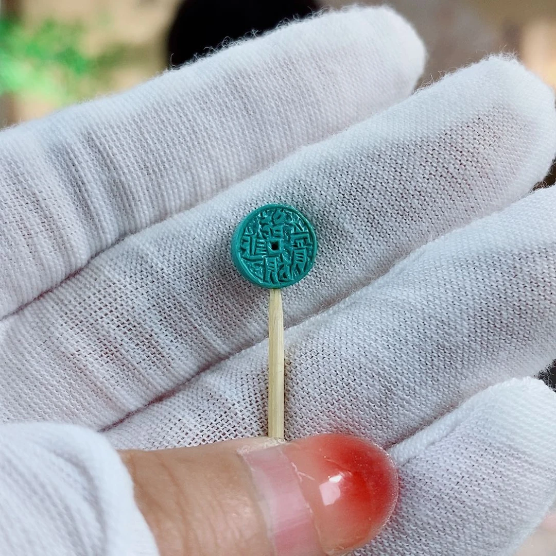 未镶嵌绿松石珠宝奇石