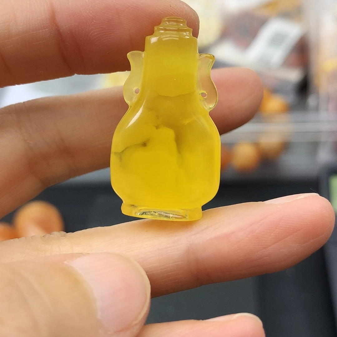 琥珀未镶嵌珠宝奇石