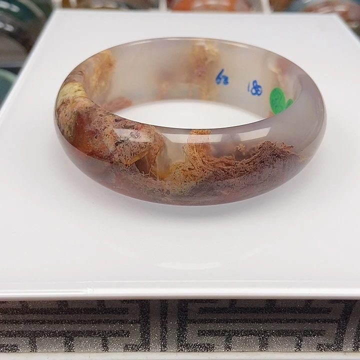 玛瑙/玉髓手镯未镶嵌茉**开