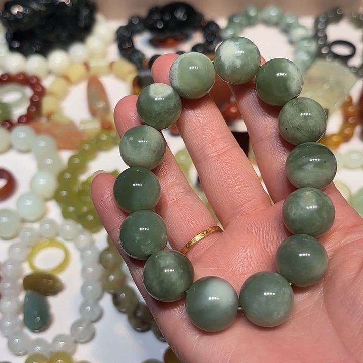 蛇纹石玉未镶嵌手串