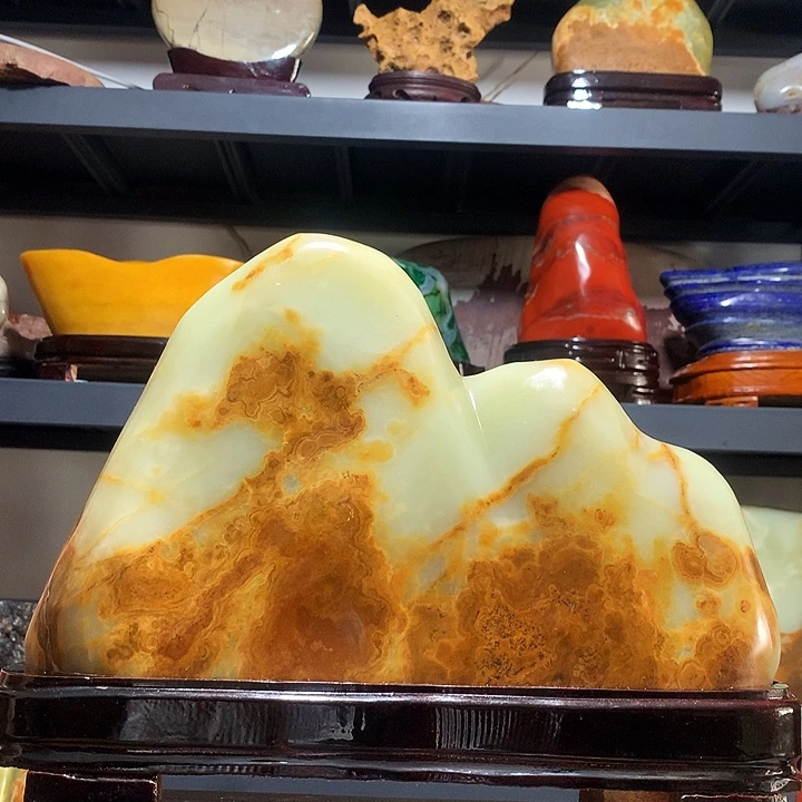石材宽31厘米高26厘米