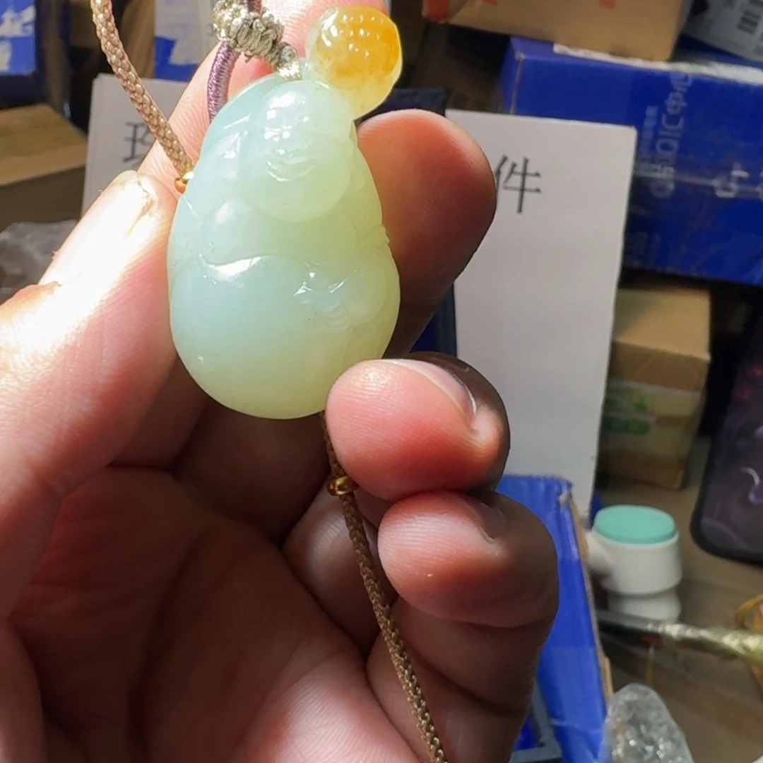 和田玉（糖玉）挂件未镶嵌