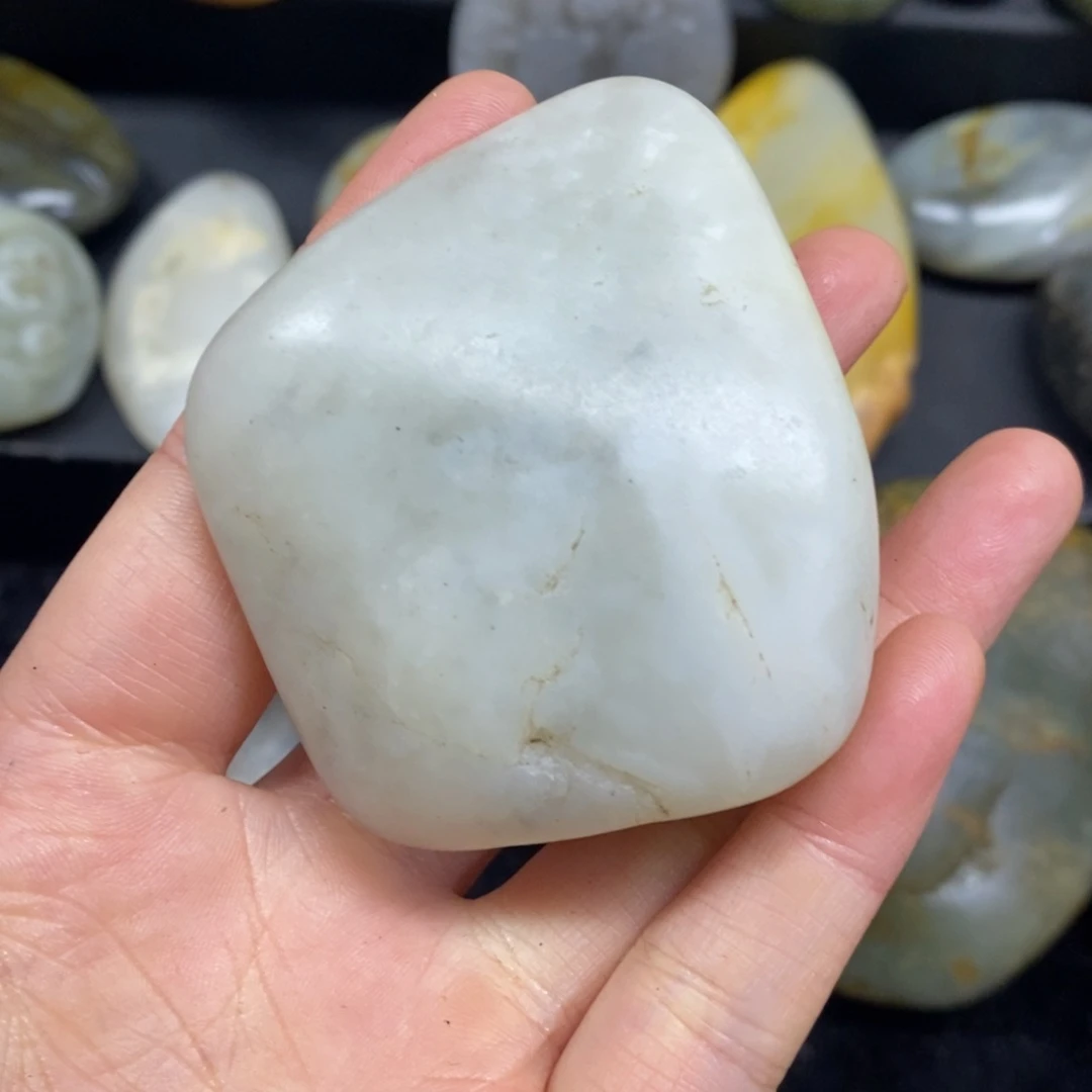 未镶嵌和田玉（糖玉）挂件