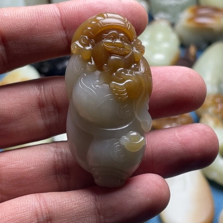 未镶嵌和田玉挂件玉**儿