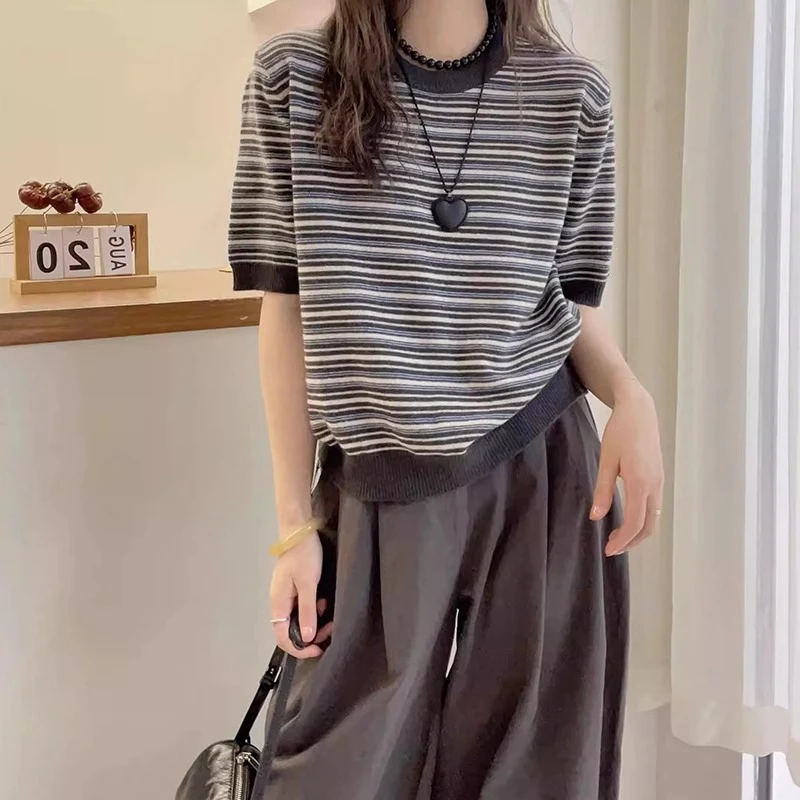 大码条纹冰丝短袖T恤女夏季新款胖妹妹遮肉显瘦宽松休闲百搭上衣