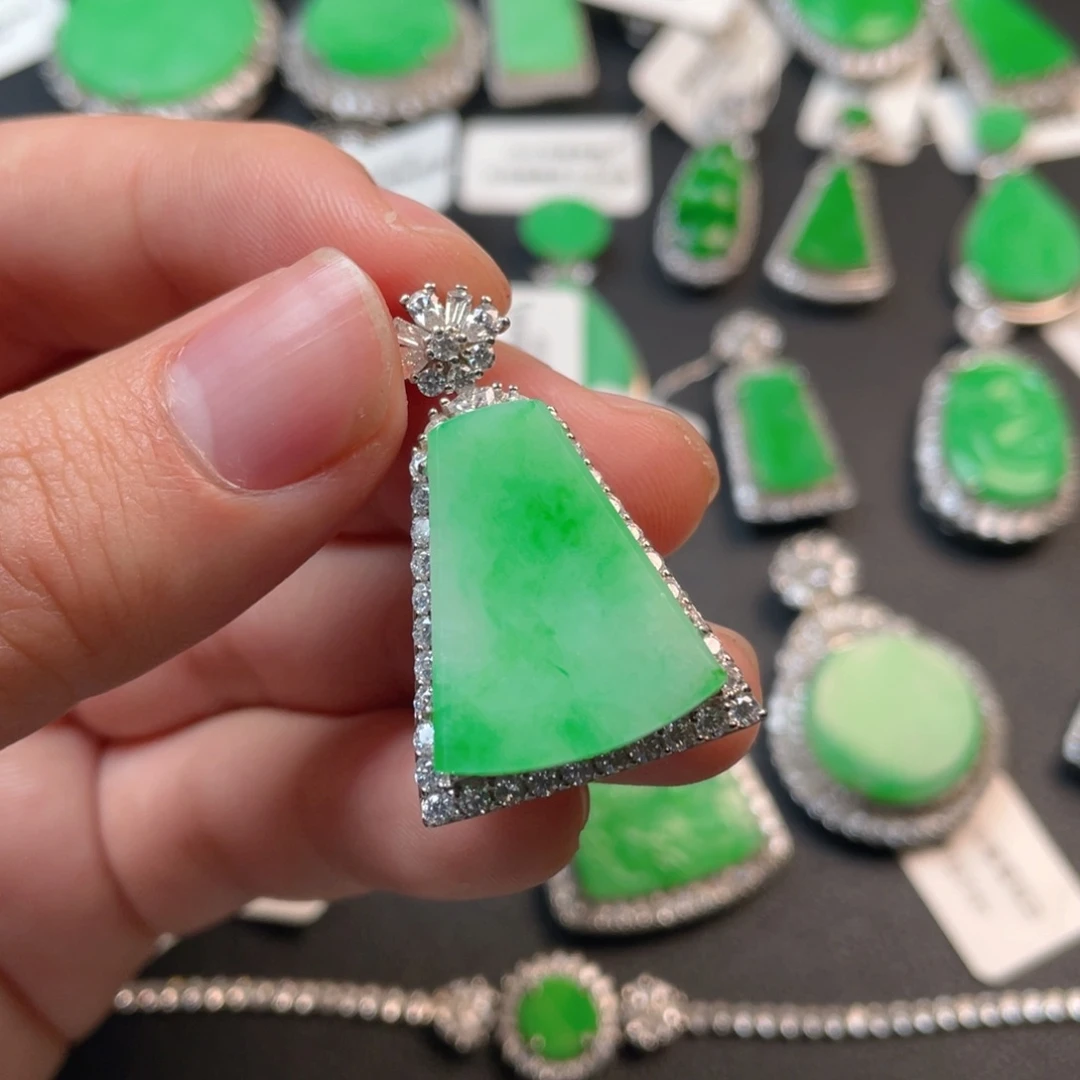 翡翠吊坠(不含链)银S925镶嵌