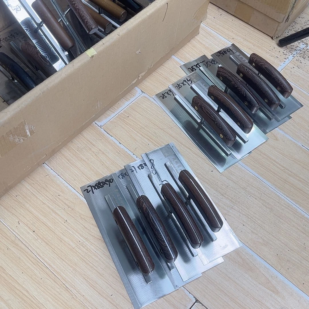 27.8.9一体油工瑕疵