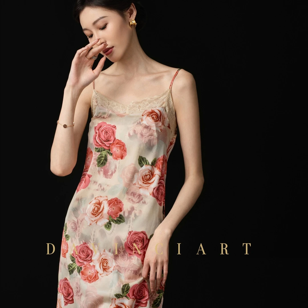 达芬奇密码【巴黎往事】带胸垫复古碎花新款女士蕾丝气质性感睡裙