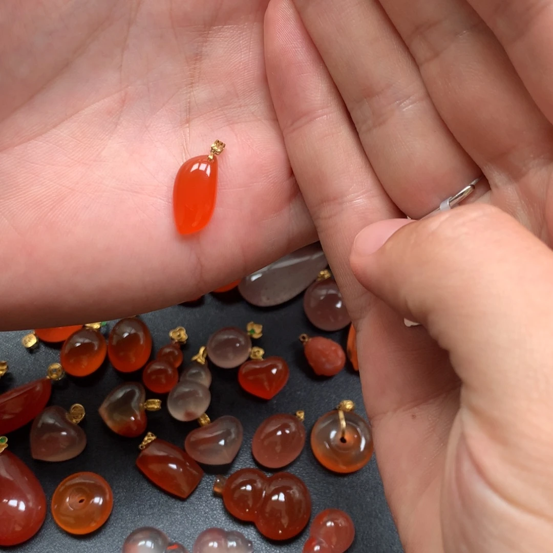 南红玛瑙未镶嵌项链