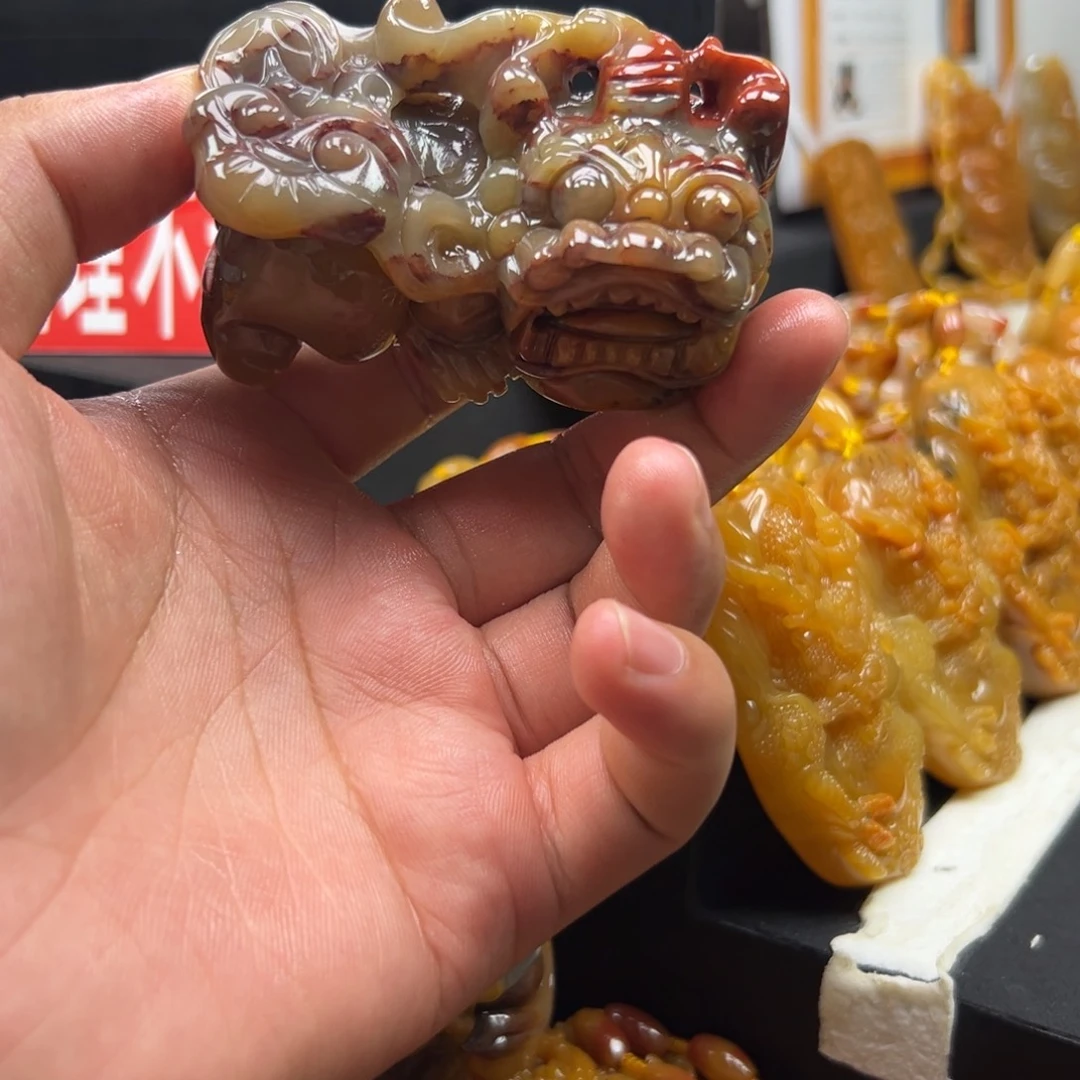 石英质玉（黄龙玉）未镶嵌多样性发货，发其一