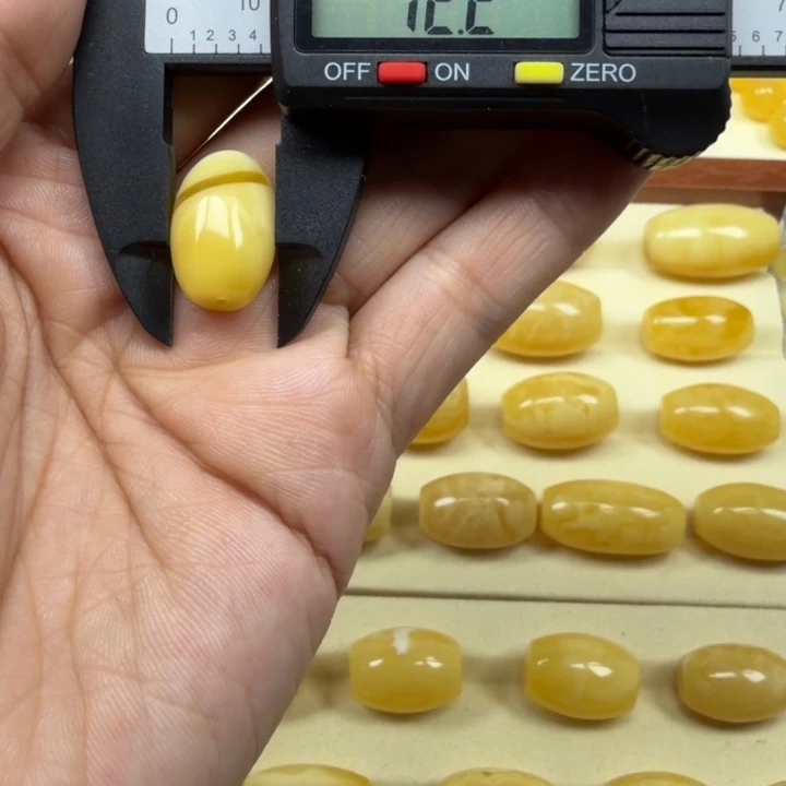 琥珀未镶嵌珠宝奇石蜜蜡桶珠12mm
